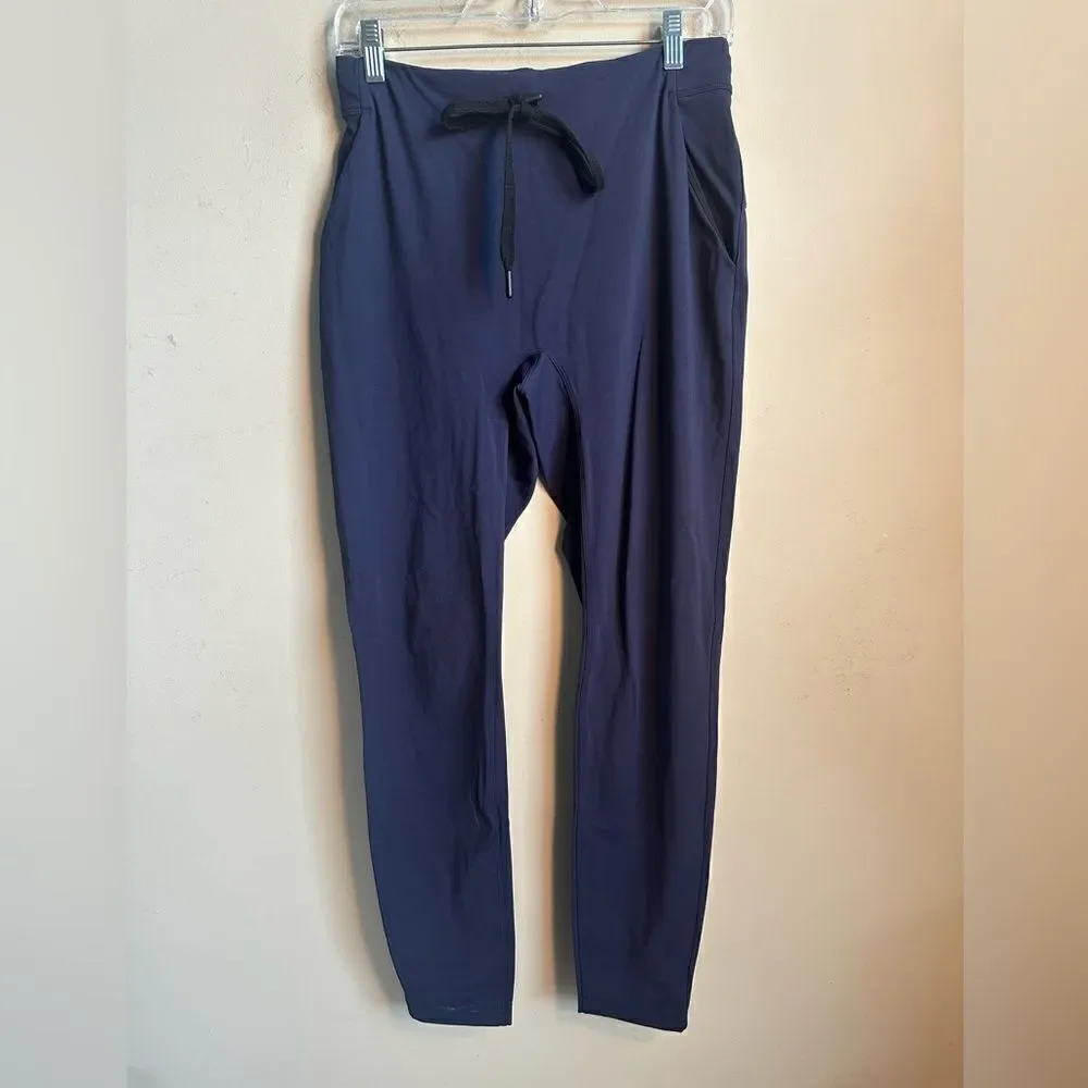 Lululemon Women’s Athletic Jogger Pants 6